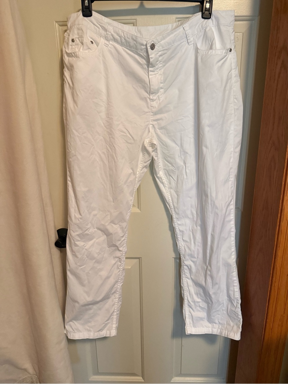 Jeanology Women's White Cotton Chinos - Casual Straight-Leg